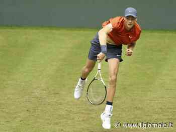 Sinner soffre ma vince, semifinale ad Halle: Struff sconfitto in tre set