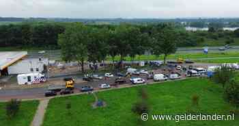 Grote controle op A325: bestuurder probeert te  vluchten met kind in de auto