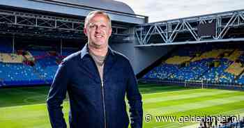 Vitesse-coach John van den Brom heeft goede hoop: ‘Wij gaan gewoon beginnen met trainen’