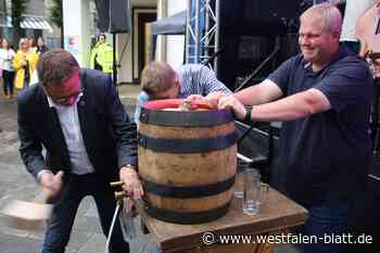 Heftige Gewitter zum Start der 50. Innenstadtfete in Bad Oeynhausen