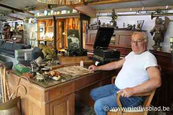 Marc (68) heeft heel museum als mancave: “Als ik iets leuk zie en de prijs is juist, dan moét ik het hebben”