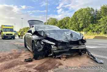Twee wagens betrokken bij ongeval op E40 Oostkamp