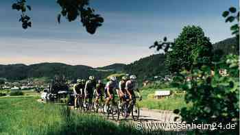 Die Bora-Profis und ihre Begleitfahrzeuge: Schnell, technisch und widerstandsfähig