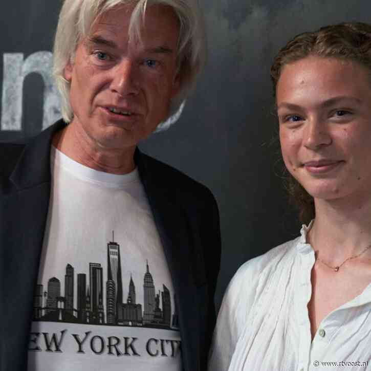 Predikant Arent Weevers helpt studenten bij rouwverwerking met podcast 'Voorbij de dood'