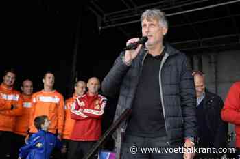 Opvallende primeur: Mechelen-icoon belt live tijdens podcast naar Nederlandse nationale ploeg en dat levert nieuws op