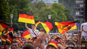 Inoffizielles Trikot: So gelang Check24 der PR-Coup 