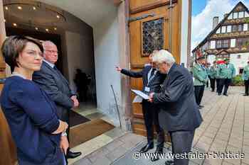 Trauerfeier für Ex-Minister Klaus Töpfer in Höxter hat begonnen