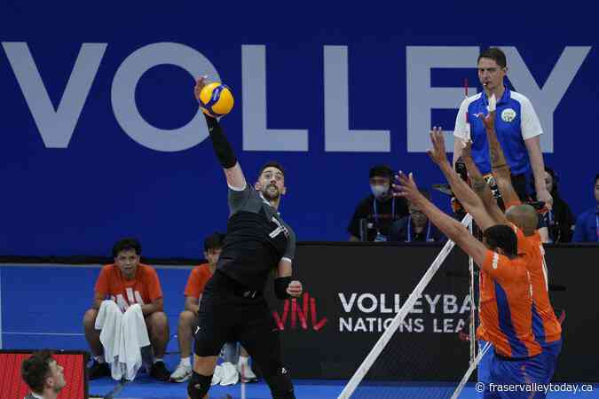 Canada’s men’s volleyball team tops the Netherlands 3-2 to close out VNL prelims