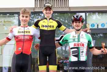Nieuweling Mathis Vandenheede rijdt solo naar de zege in Zwevegem