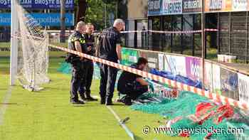 Tien gewonden na val stellage met spandoek bij oefenwedstijd FC Twente