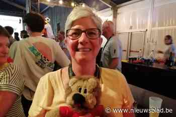 Agnes is super-supporter van Rode Duivels: ”Mijn leeuwke volgt alle matchen sinds 1986”