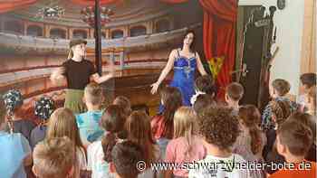 Kreatives Schulprojekt: Opernretter schreiten in  Nagold zur  Tat