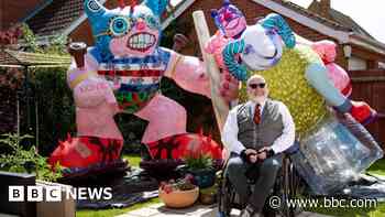 Exhibition exploring artist's story heads to town