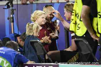 📷 Dat is al een tikje vreugdevoller! Kevin De Bruyne en zijn kinderen stralen in prachtige beelden