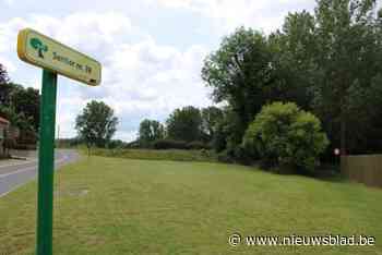 Gouverneur maakt komaf met franstalige bordjes voor trage wegen: “Naambordjes moeten in het Nederlands”