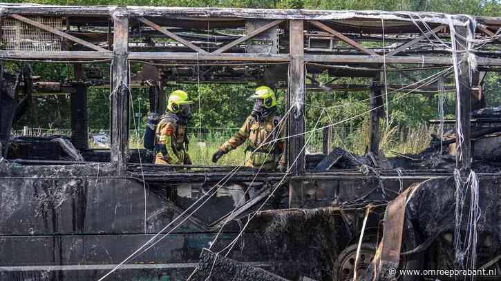 Partybus kwam terug van Guus Meeuwis, chauffeur kon op tijd uitstappen