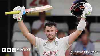 Robinson & Lees hit tons as Durham dominate Essex