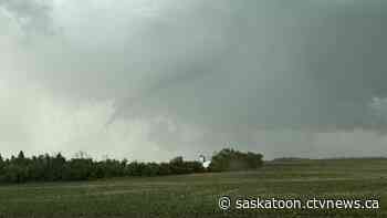 Tornado watch issued for Saskatoon, funnel clouds reported near Warman