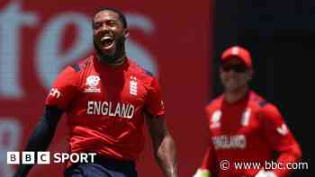 England thrash USA to secure semi-final place