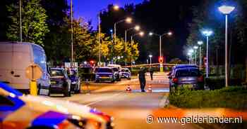 Man raakt zwaargewond bij schietpartij midden op straat in Eindhoven: twee mannen aangehouden, politie zoekt nog meer verdachten