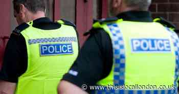 Croydon suspect arrested: Stop request leads to car chase