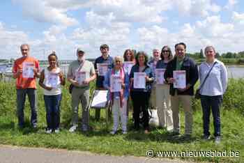 “Een van de laureaten is nog maar 12 jaar”: nieuwe gedichten sieren dijk tussen Steendorp en Elversele