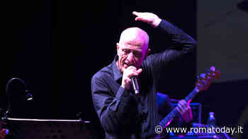 Peppe Servillo e il gruppo Anidride Solforosa a I Concerti nel Parco