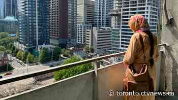 This is what an 'incredibly difficult' heat wave was like inside one of Canada's densest neighbourhoods