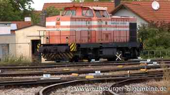 Autofahrerin fährt bei Rot – ihr Wagen wird von der Localbahn erfasst