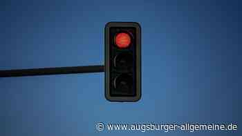 Trotz Rot über die Ampel: 7000 Euro Schaden nach Unfall