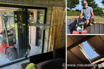 Man (42) breekt bedrijf binnen, rijdt met vorkheftruck living binnen en vlucht met gestolen wagen: “Alsof hij in de films zat”