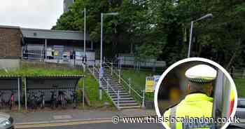 Sidcup Station: Man attacked with bottle