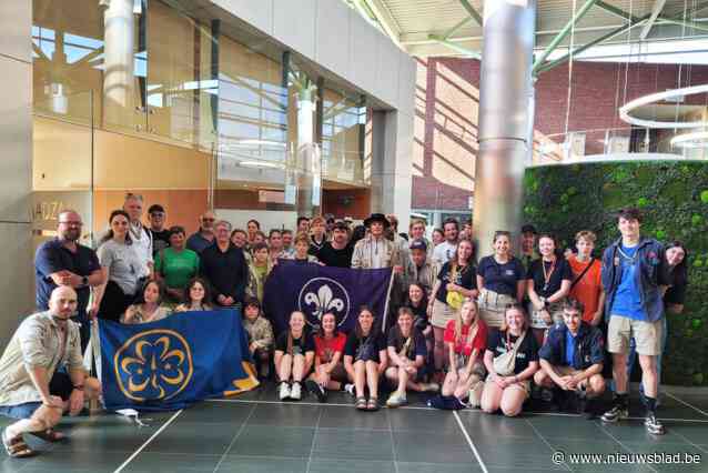 Honderdtal jongeren trekt opnieuw naar gemeenteraad: “We eisen duidelijkheid over toekomst van onze jeugdlokalen”