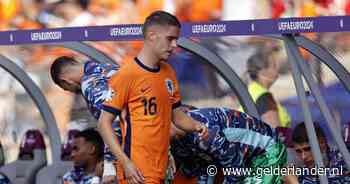 LIVE EK 2024 | Zwak Oranje gaat door eigen goal Malen met achterstand rusten, pijnlijke wissel Veerman