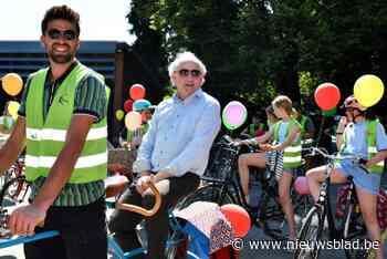 Meester Wilfried op tandem allerlaatste schooldag en pensioen tegemoet