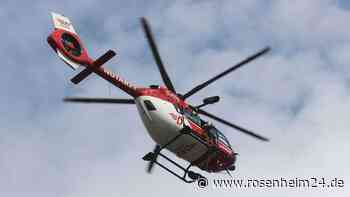 Katamaran verfängt sich in Strommast: Mann durch heftigen Stromschlag schwer verletzt