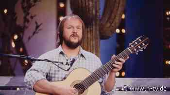 An Parkinson erkrankt: Liedermacher Fredl Fesl ist tot