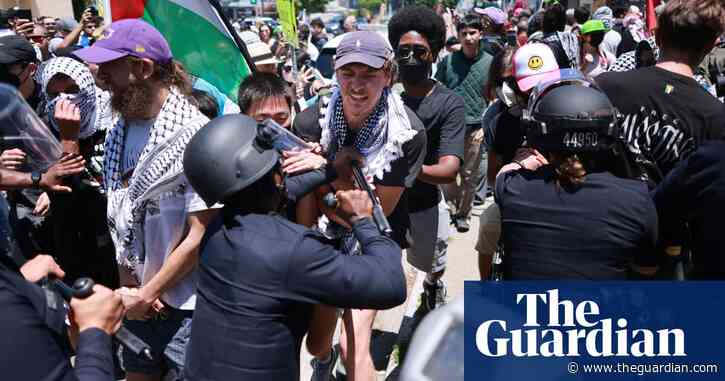 Efforts to sell ‘Anglo neighborhoods in Israel’ at LA synagogue erupts in protests