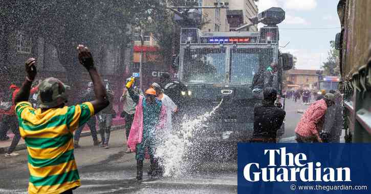 Kenyan police open fire on protesters as crowd tries to storm parliament