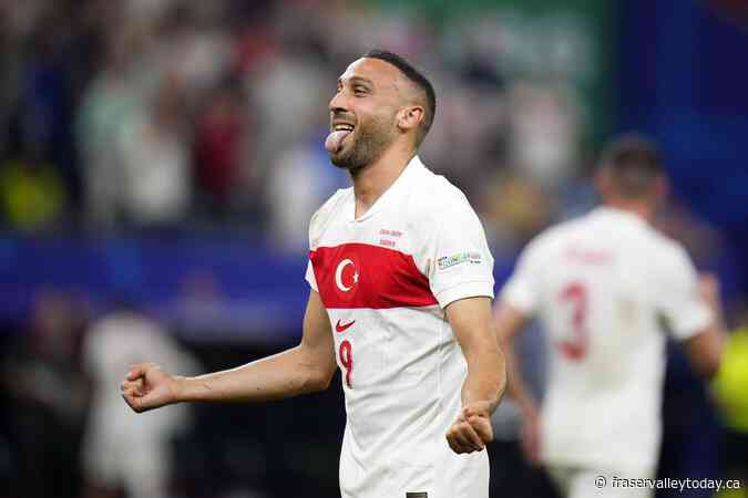 Turkey reaches Euro 2024 knockout round and eliminates Czech Republic in 2-1 win