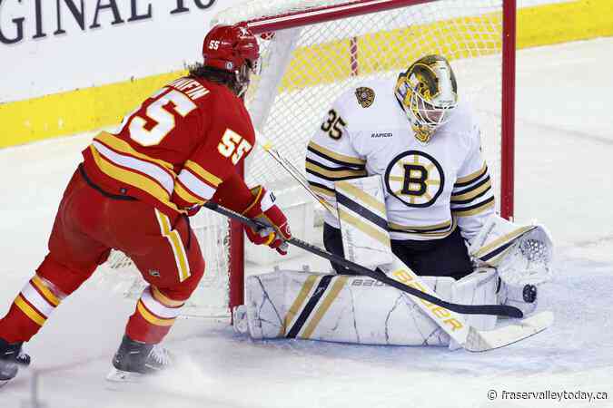 Goaltender Ullmark not hurrying into long-term commitment with Sens