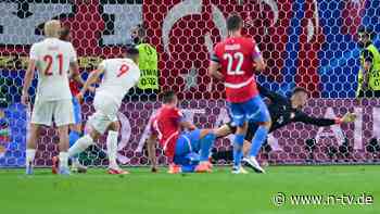 Erlösung in Minute 90 + 4: Türkei müht sich ins Achtelfinale - Hammergegner wartet