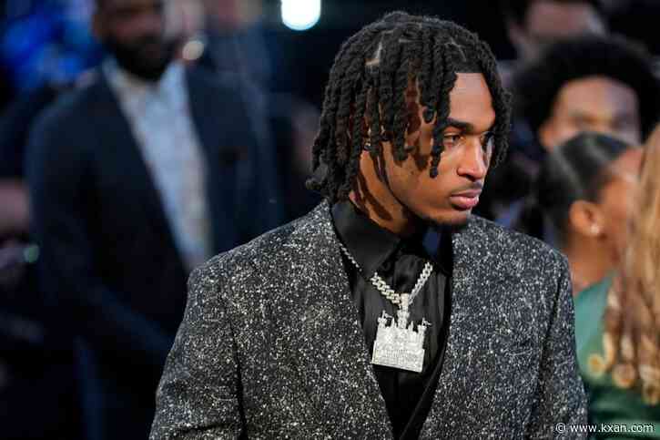 Spurs select UConn guard to pair with Wemby, deal another pick in 1st round of NBA draft