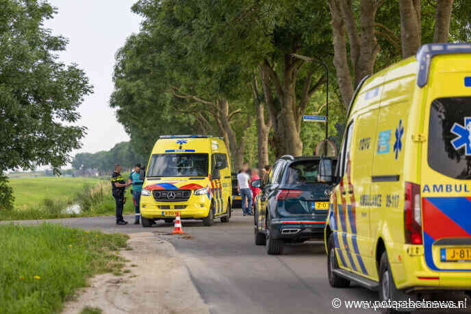Traumaheli landt voor zwaargewonde wielrenner Waverveen