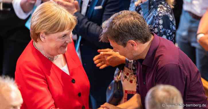 Habeck lobt Merkels «Normalität in Perfektion»