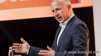 HORIZONT Kongress: Wie Berlins Regierender Bürgermeister Kai Wegner die Demokratie stärken will