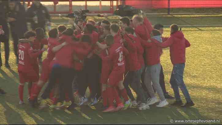 Almere - Almere City middenvelder Esajas verhuist naar TOP Oss