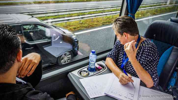 Appende bestuurders bekeurd vanuit bus: goudmijn voor de schatkist