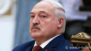 Wer nicht arbeiten will, fliegt: Lukaschenko bildet neue Regierung, um "wilden Kampf" zu bestehen