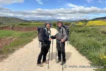 Na trektocht van 2.400 kilometer en 106 dagen arriveren Jan (66) en Marleen (63) in Compostela: “Heel moe, maar dit smaakt naar meer”